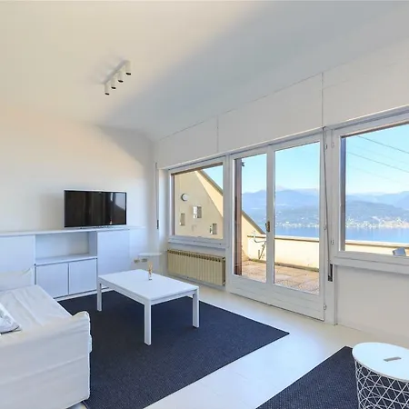 Apartament La Perla Del - *